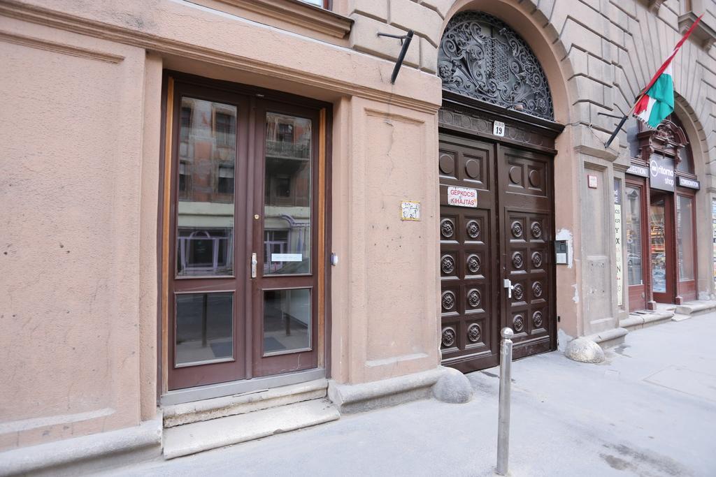 Mezzo Budapest Exterior photo